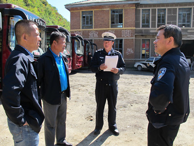 桦甸市交警大队对公司车辆管理工作给予肯定-文字新闻